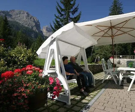 Vallon Aparthotel 3*